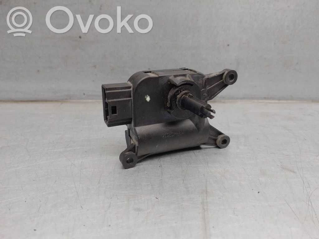 Mercedes-Benz Sprinter W906 Salono oro mazgo plastikinis korpusas 