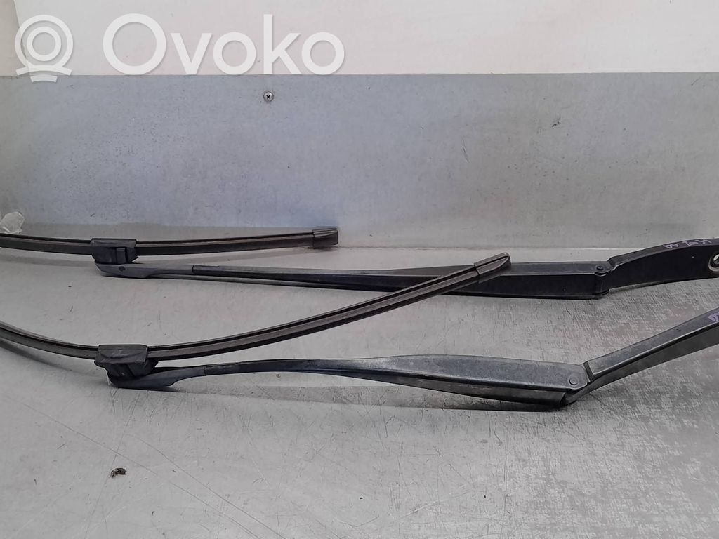 BMW 5 F10 F11 Ramię wycieraczki szyby przedniej / czołowej 