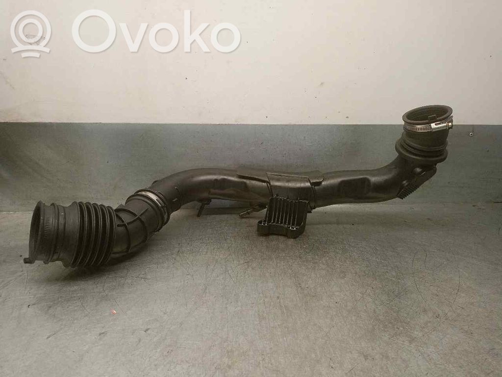 Ford Focus Ilmastointilaitteen putki (A/C)