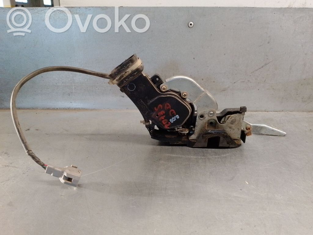 Toyota Land Cruiser (HDJ90) Încuietoare ușă față 