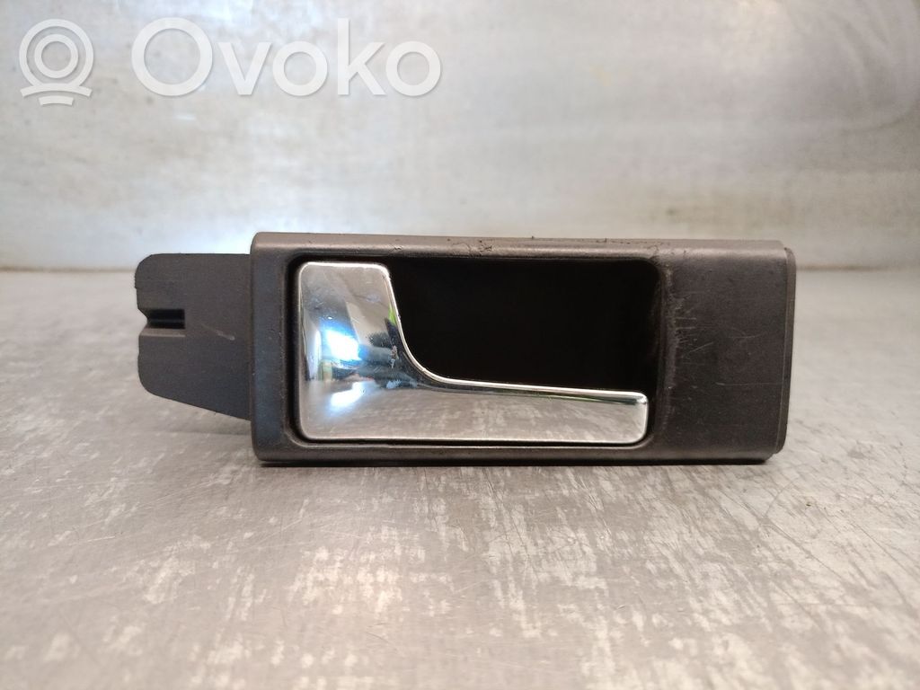 Audi 100 S4 C4 Manecilla interna puerta delantera