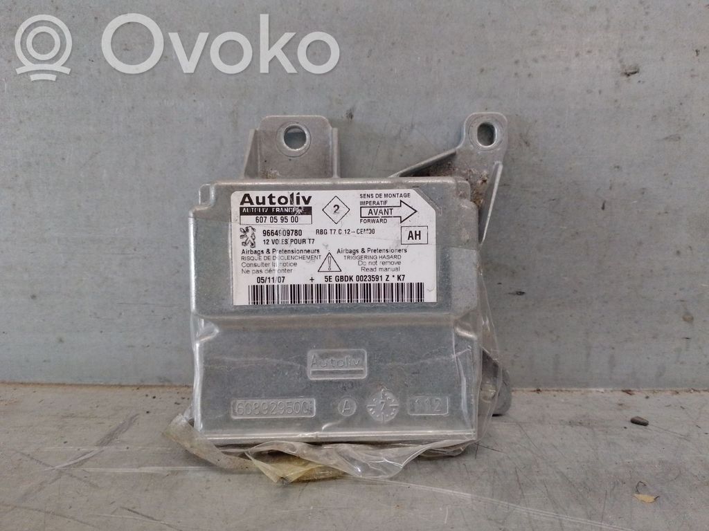Peugeot 308 Turvatyynyn ohjainlaite/moduuli 