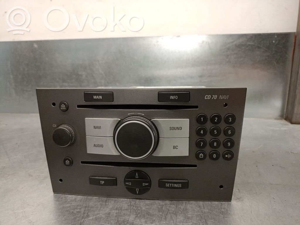 Opel Vectra C Hi-Fi-äänentoistojärjestelmä 