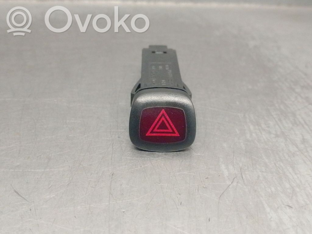 Volvo V40 Comutator lumini pericol 
