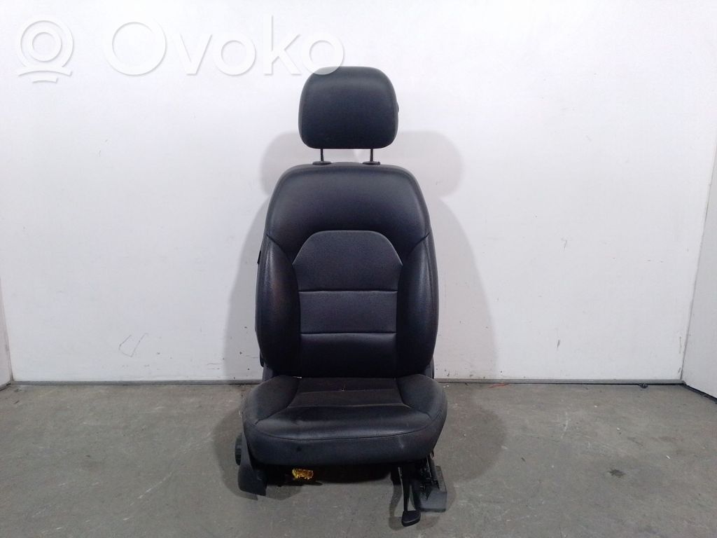 Mercedes-Benz A W176 Scaun față pasager 