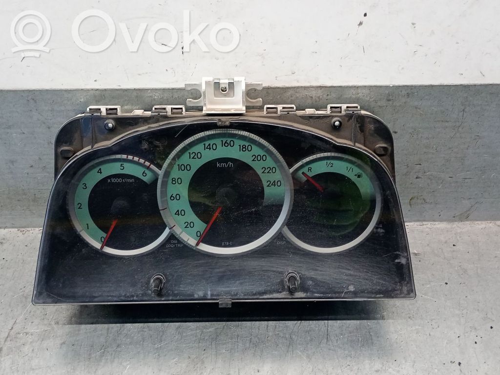 Toyota Corolla Verso AR10 Geschwindigkeitsmesser Cockpit 
