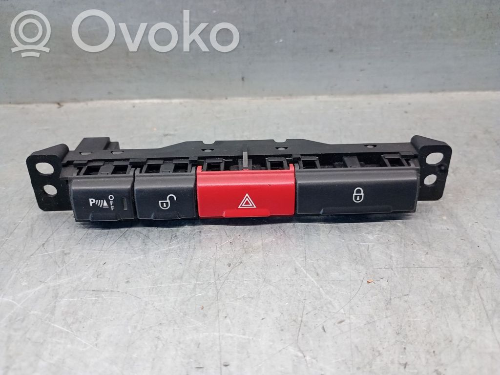 Land Rover Freelander 2 - LR2 Comutator lumini pericol 