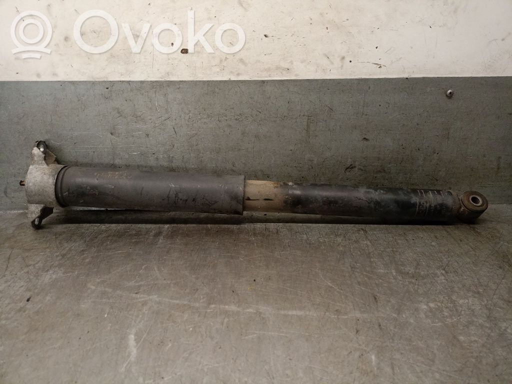 Ford Kuga II Stoßdämpfer hinten