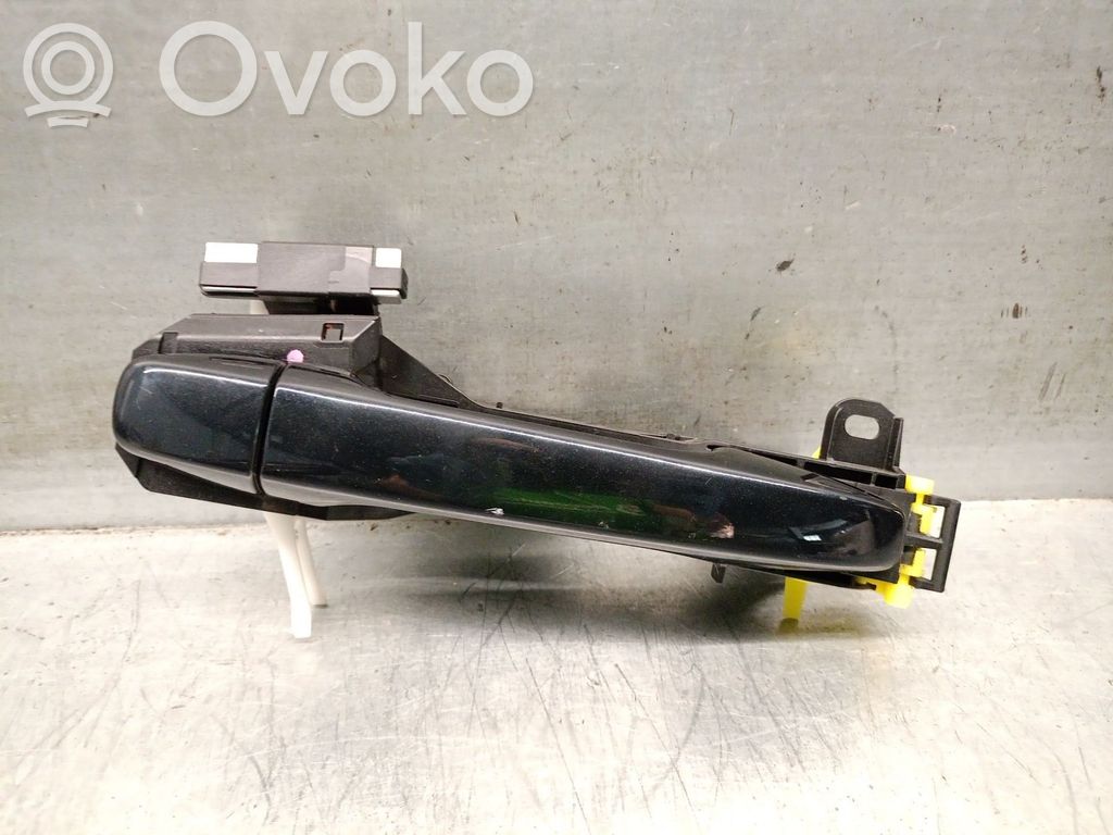 Toyota Avensis T270 Rear door exterior handle