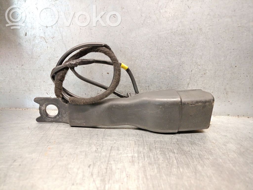 Peugeot 108 Gurtschloss vorne