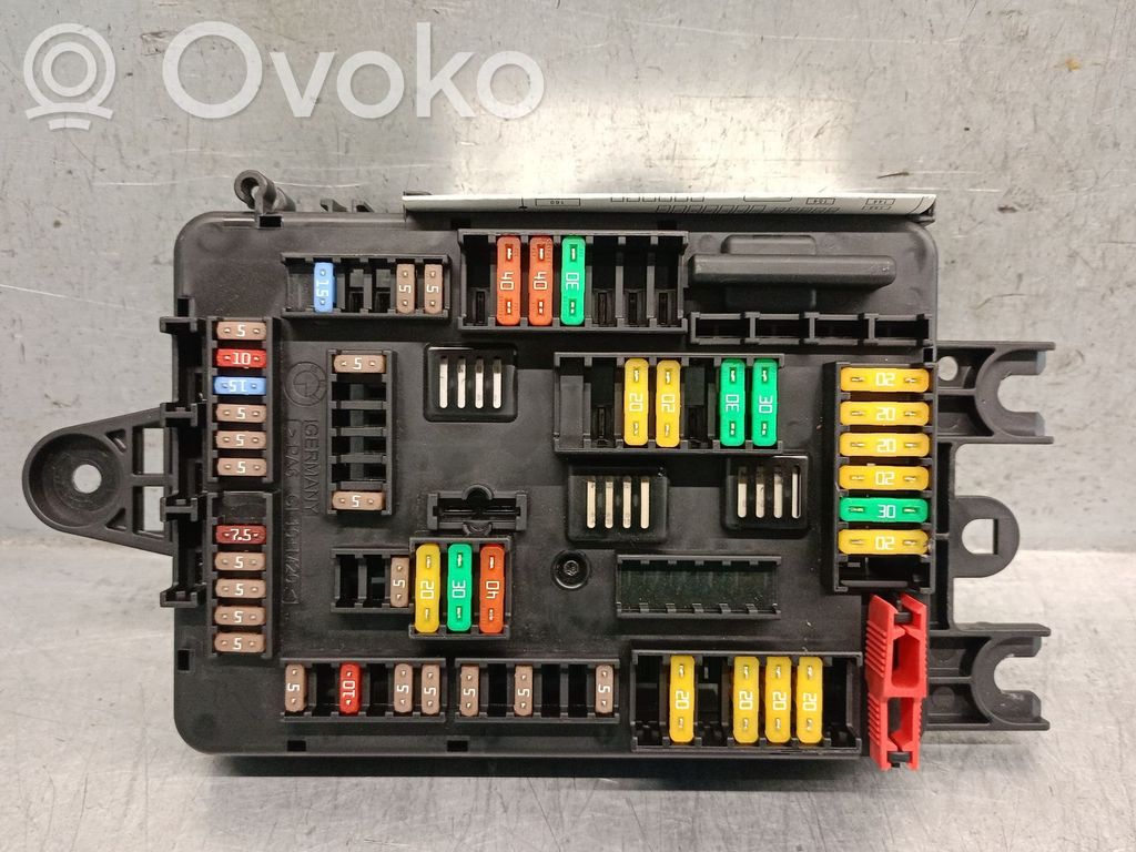 BMW 1 F20 F21 Saugiklių dėžė (komplektas) 