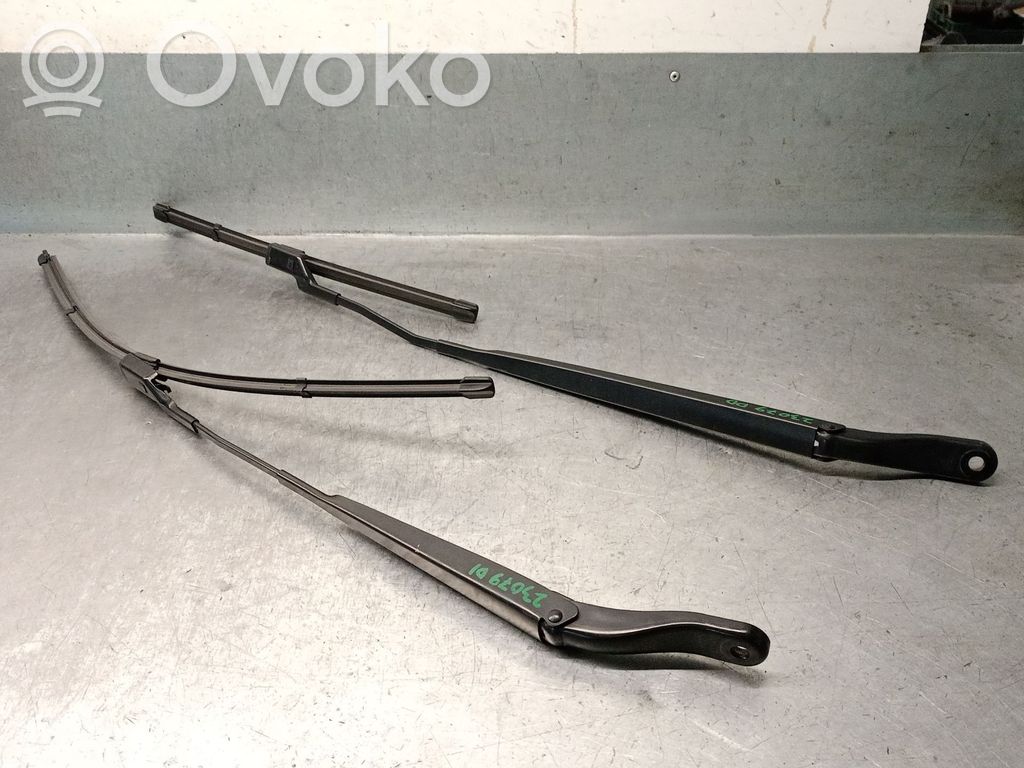 Citroen C4 III e-C4 Wischerarm vorne