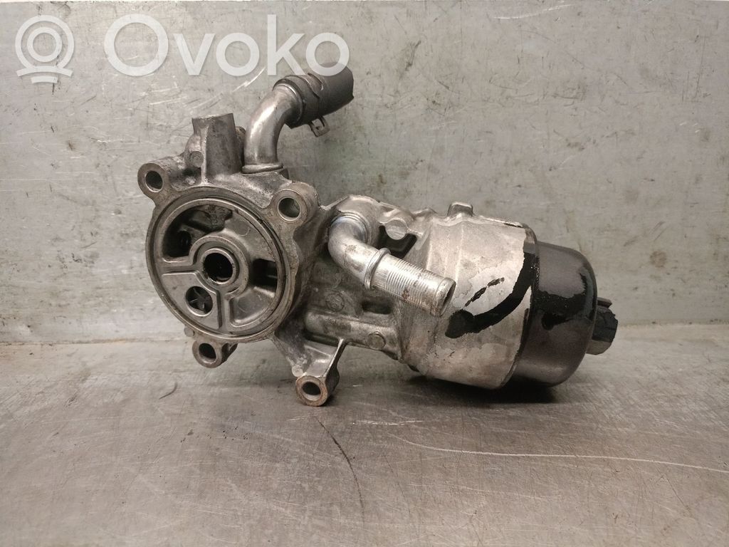 Ford Focus Eļļas filtra turētājs / dzesētājs