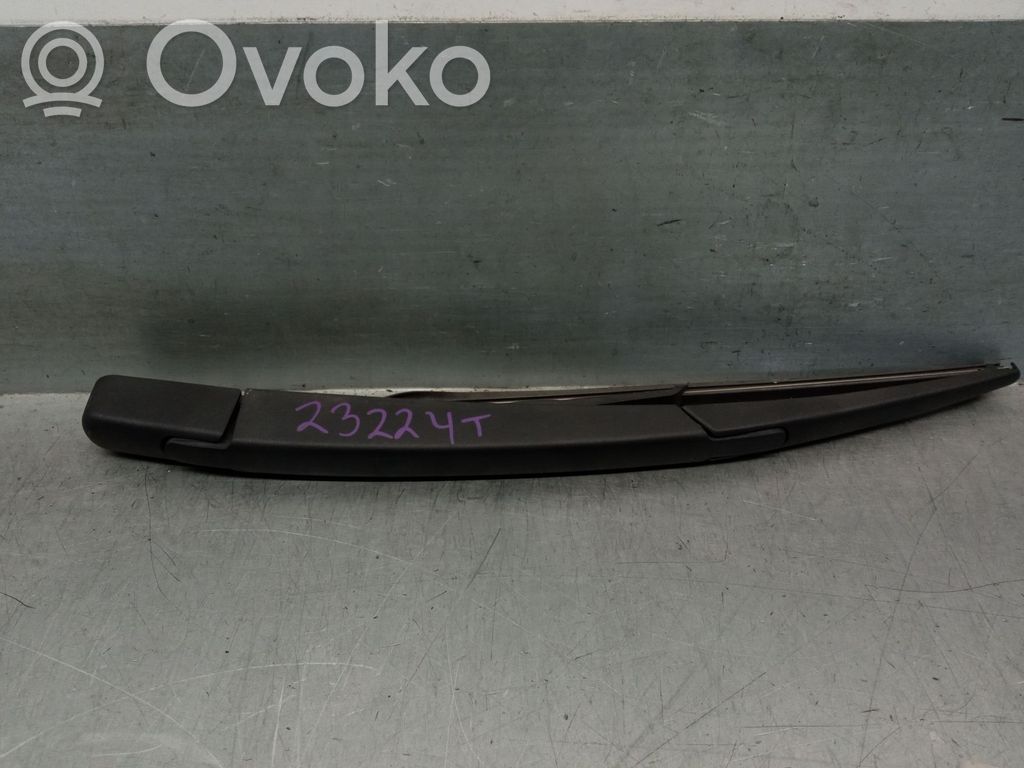 Peugeot 1007 Wischerarm Heckscheibe 