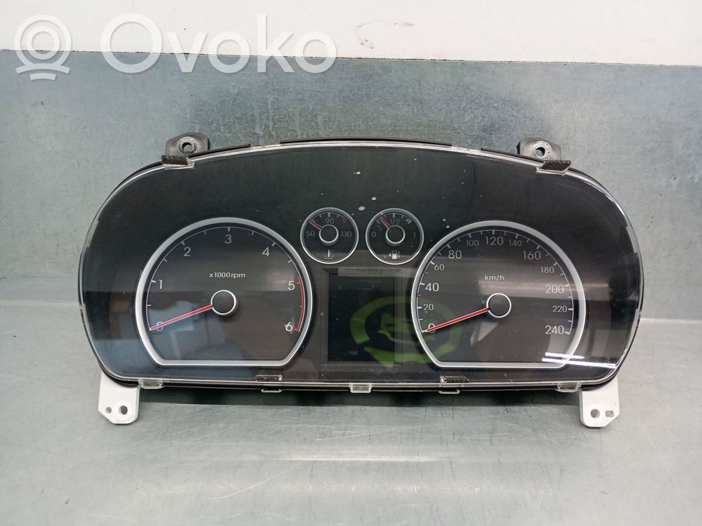 Hyundai i30 Geschwindigkeitsmesser Cockpit 