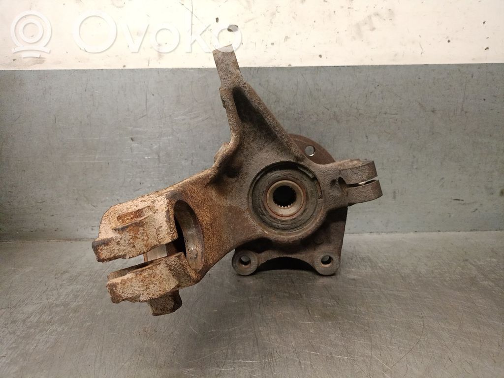 Peugeot 206 Achsschenkel vorne 