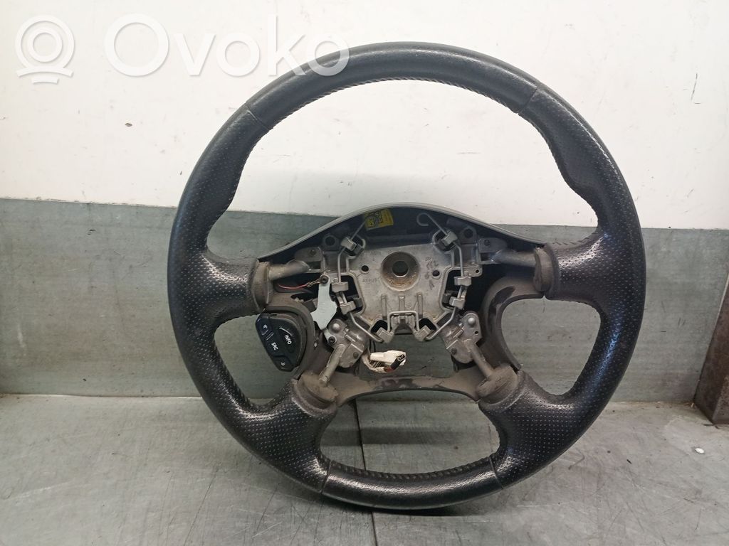Nissan Almera N16 Ohjauspyörä 