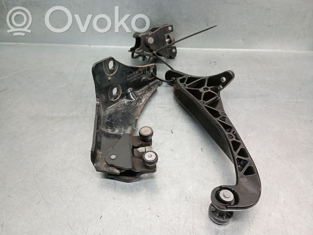 Peugeot Partner Guida/cerniera superiore del rullo del portellone scorrevole