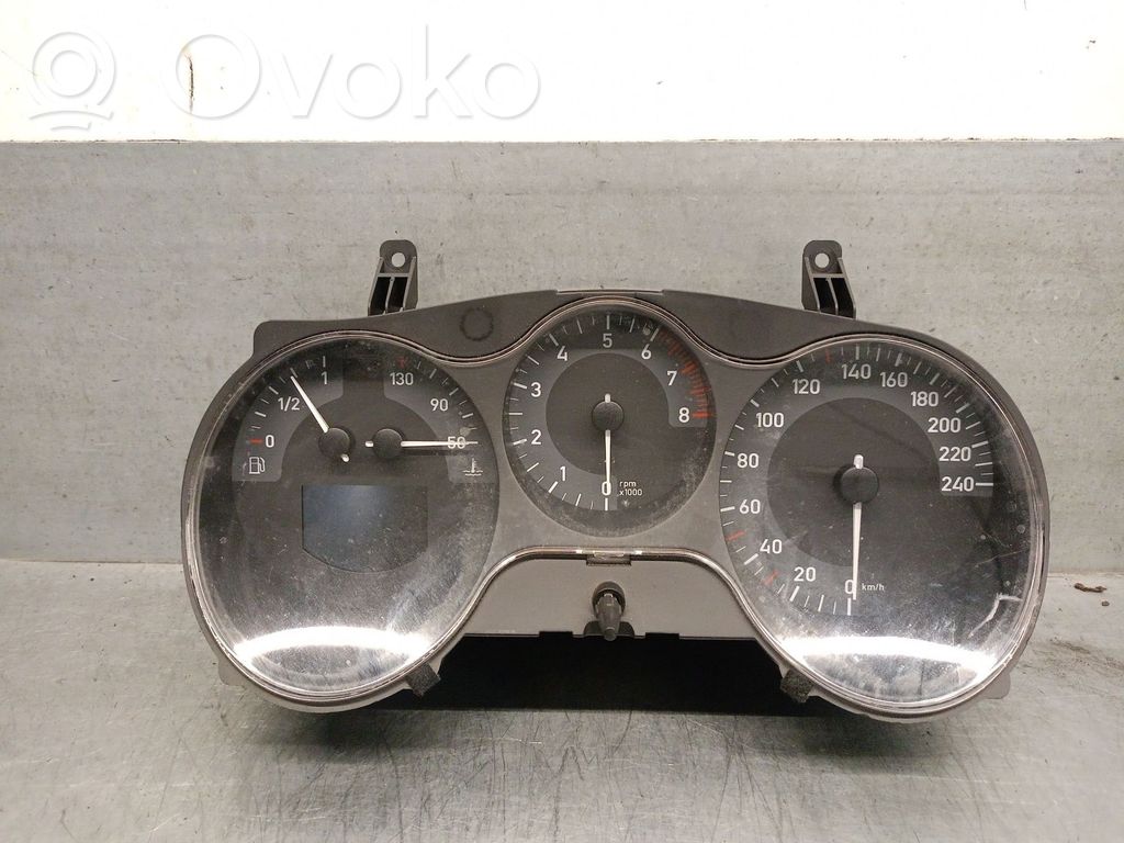 Seat Leon (1P) Geschwindigkeitsmesser Cockpit 