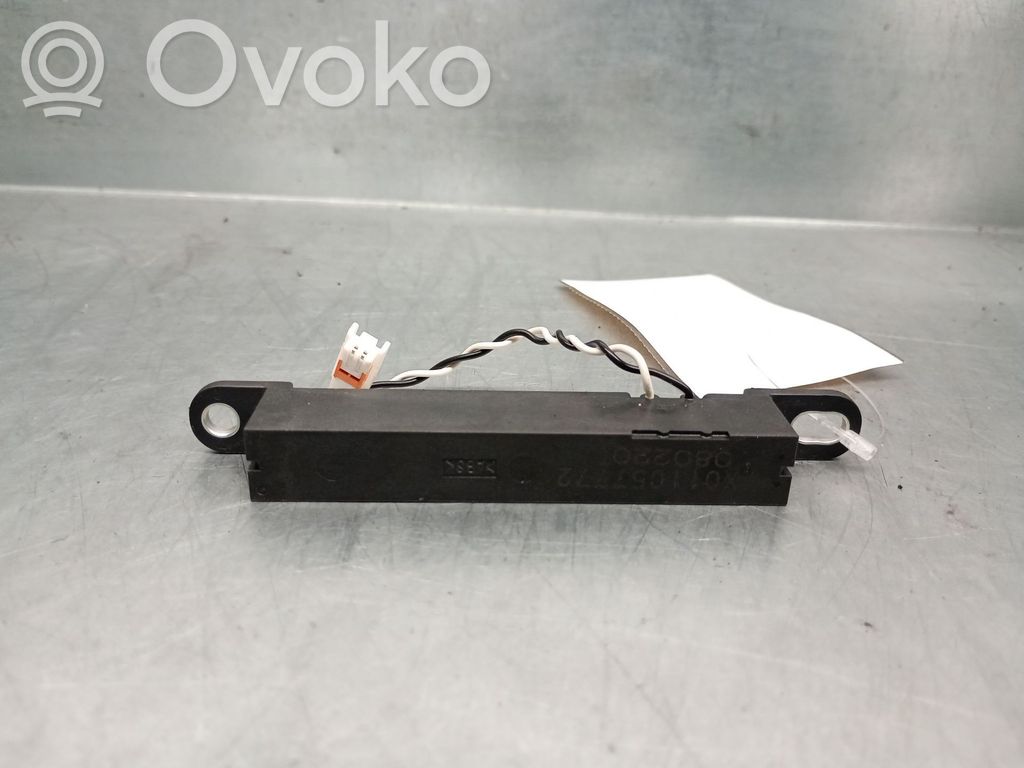 Mazda CX-7 Radion antenni
