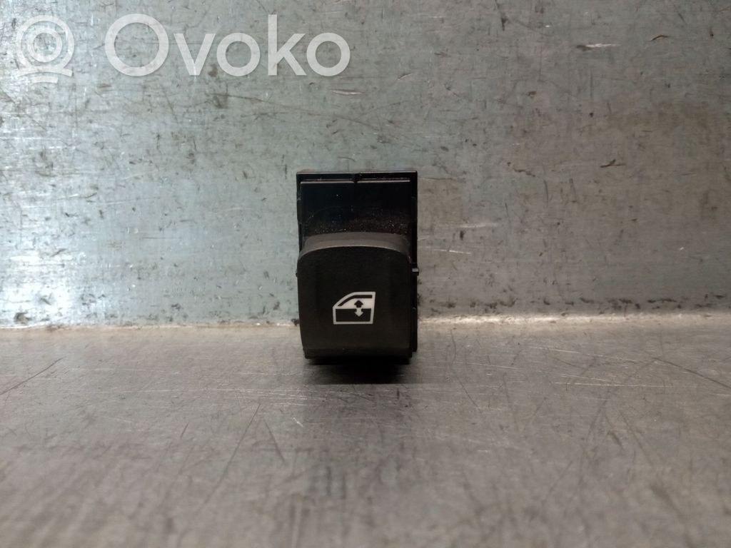 BMW X3 G01 Elektrisko logu slēdzis