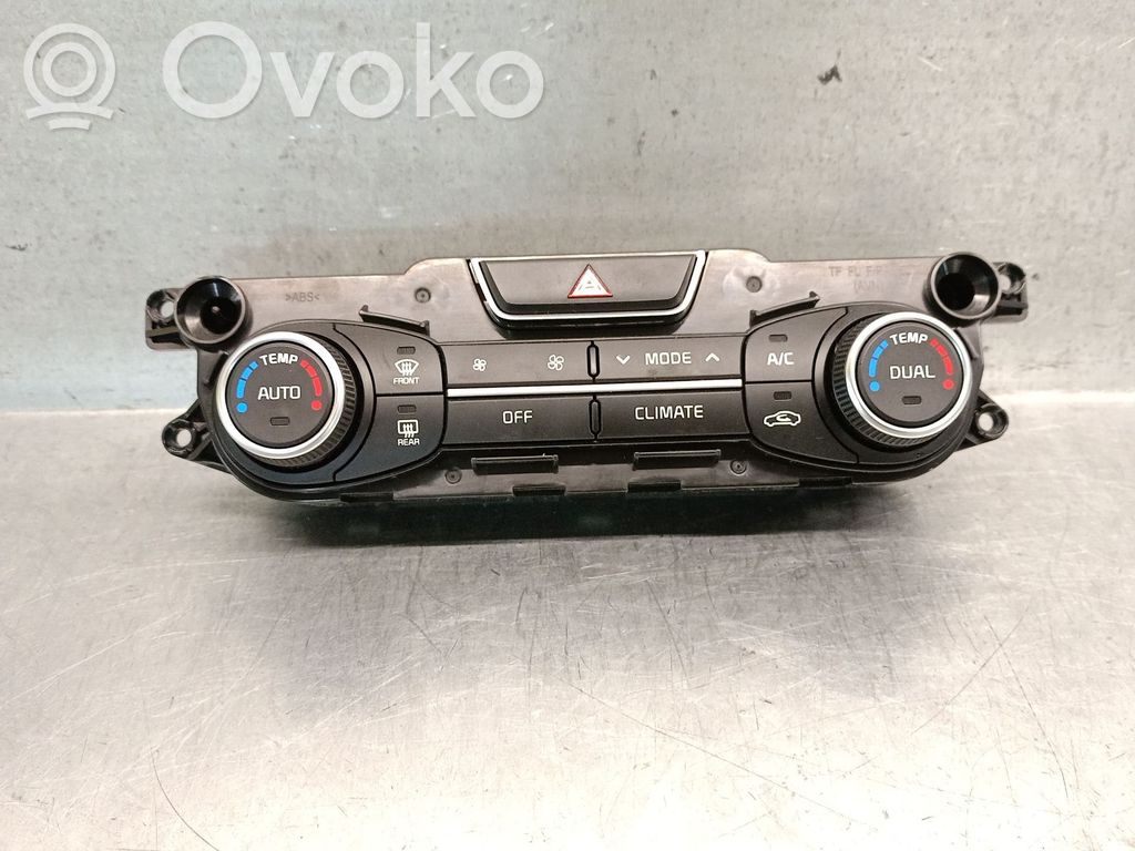 KIA Optima Gaisa kondicioniera / klimata kontroles / salona apsildes vadības bloks (salonā)