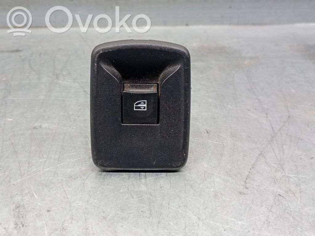 Dacia Lodgy Przyciski szyb 