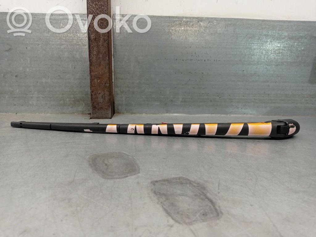 Alfa Romeo 147 Brazo del limpiaparabrisas trasero 
