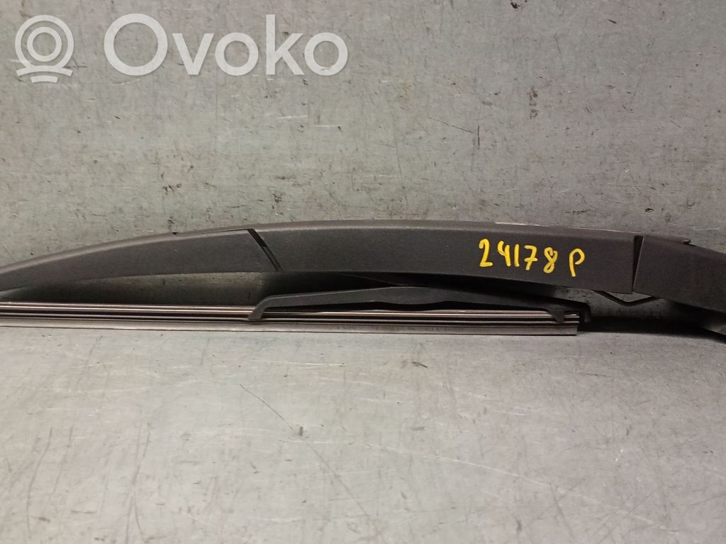 Peugeot 2008 I Brazo del limpiaparabrisas trasero 