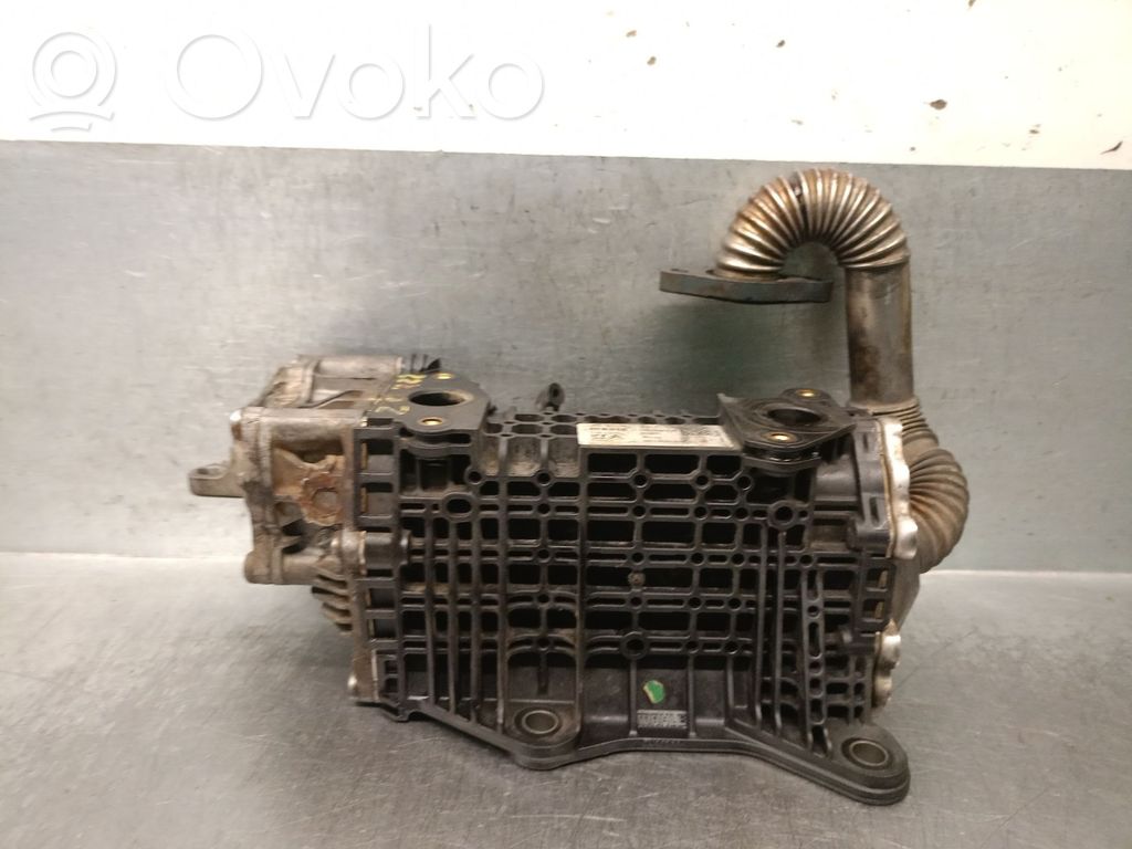 Opel Vivaro EGR-venttiili/lauhdutin 