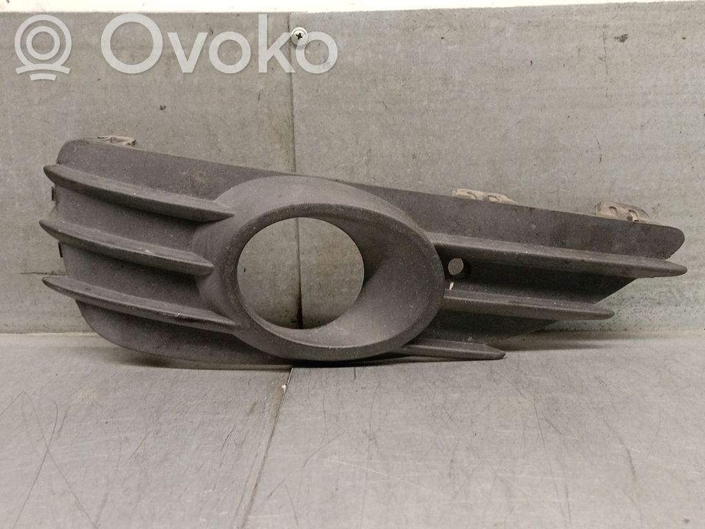 Opel Astra G Lokasuojan ritilä 