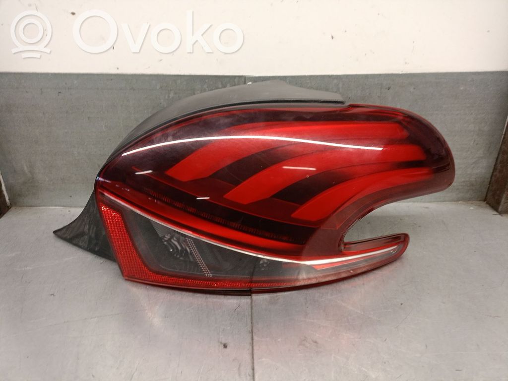 Peugeot 208 I Lampa tylna 