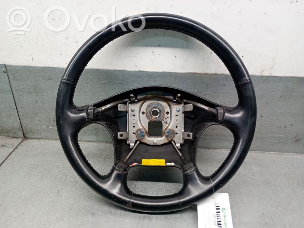 Hyundai Sonata Ohjauspyörä 