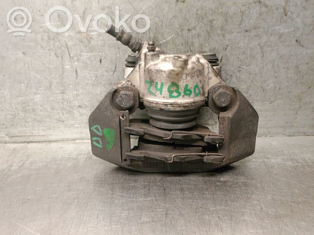 Citroen Saxo Zacisk hamulcowy przedni 
