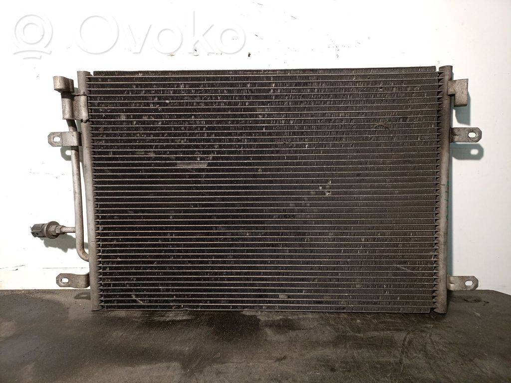 Audi A4 Allroad Radiateur condenseur de climatisation 