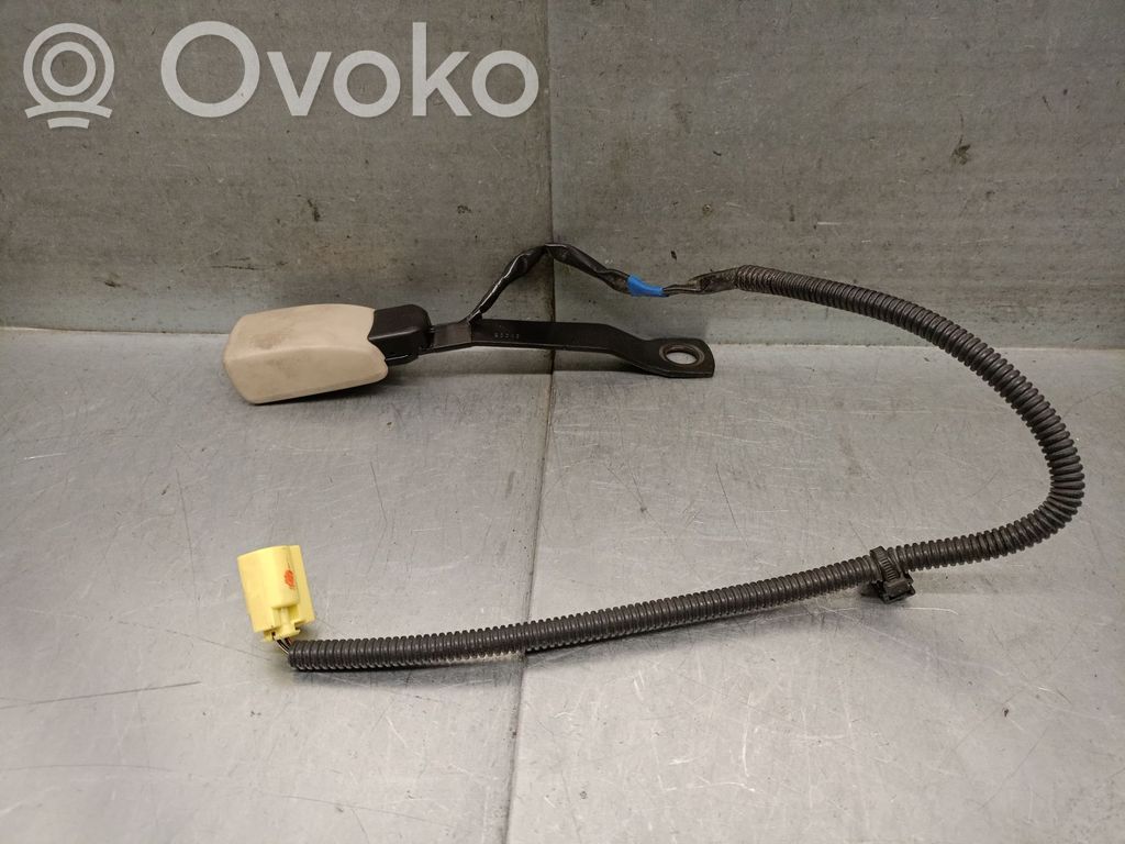 Subaru Legacy Gurtschloss vorne 