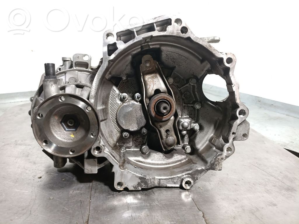 Skoda Fabia Mk2 (5J) Manual 5 speed gearbox 