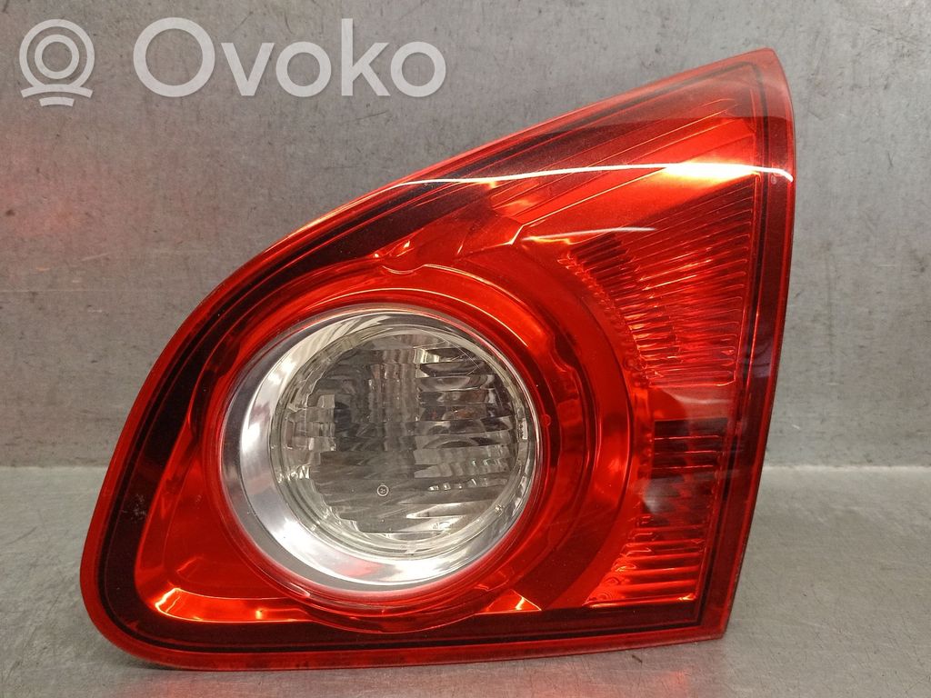 Nissan Qashqai+2 Rear/tail lights 