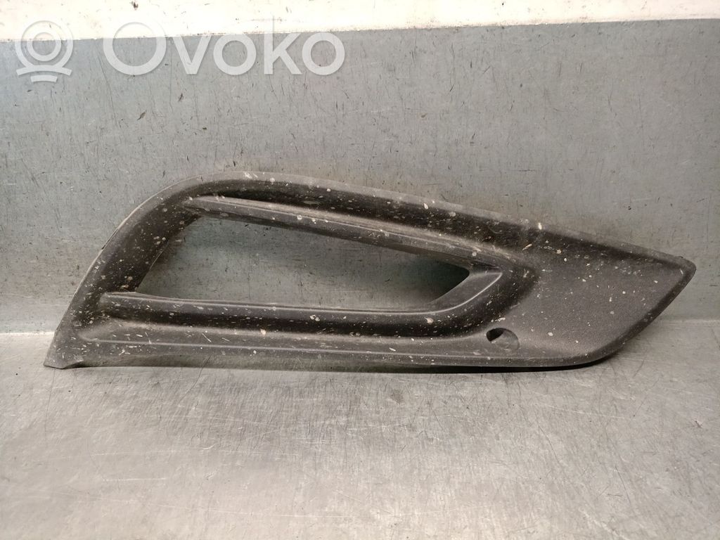Opel Astra K Režģis spārnā 