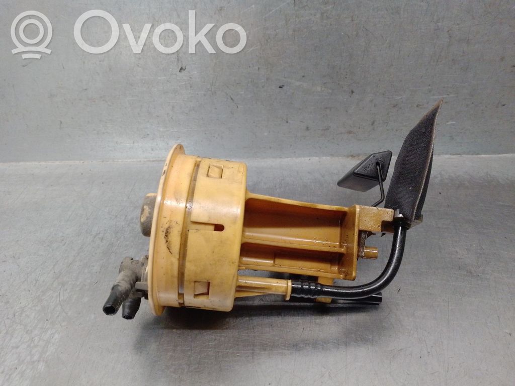 Toyota Corolla Verso AR10 Kraftstoffpumpe im Tank 