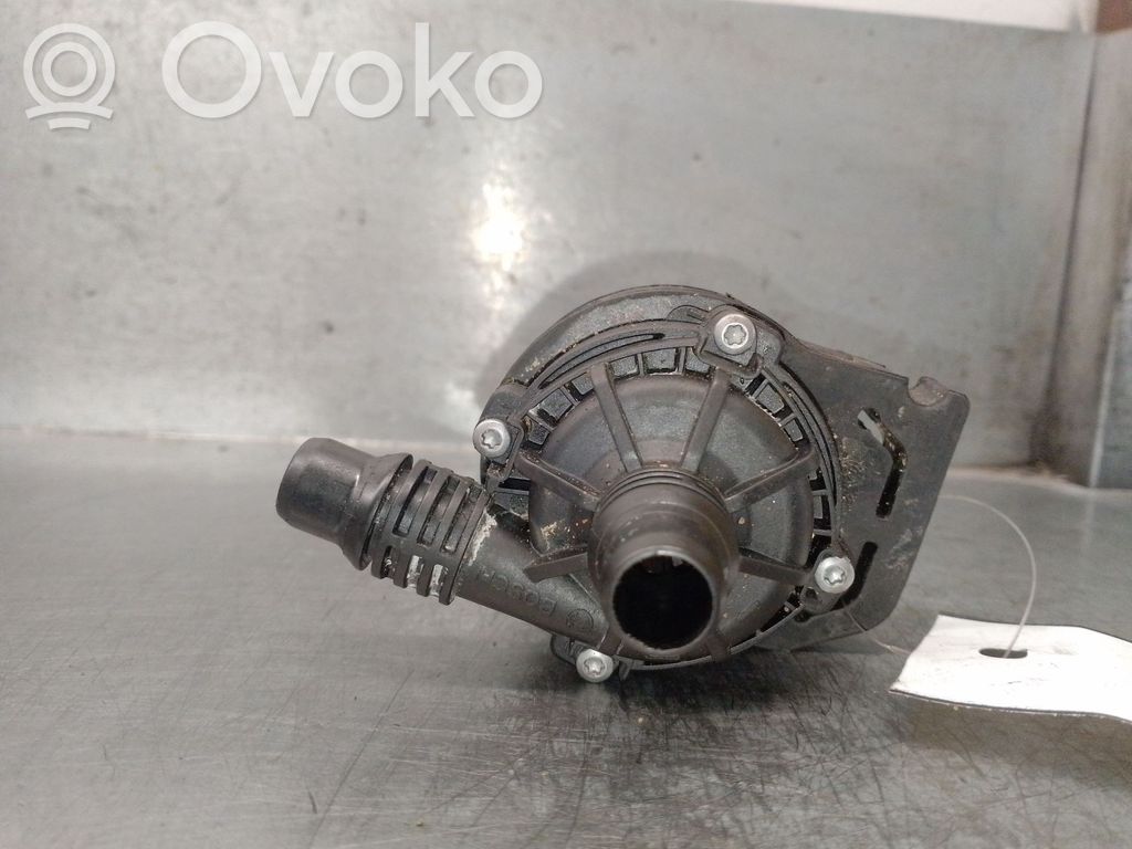 BMW X3 G45 Bomba de agua 
