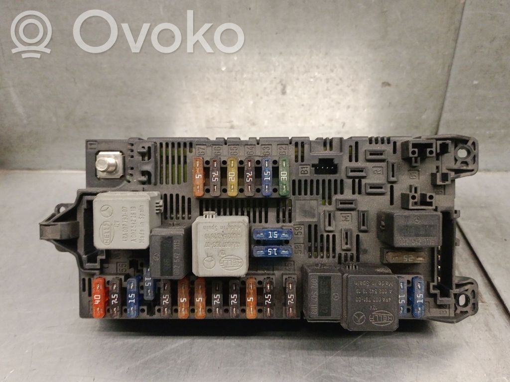 Mercedes-Benz E W211 Fuse box set 