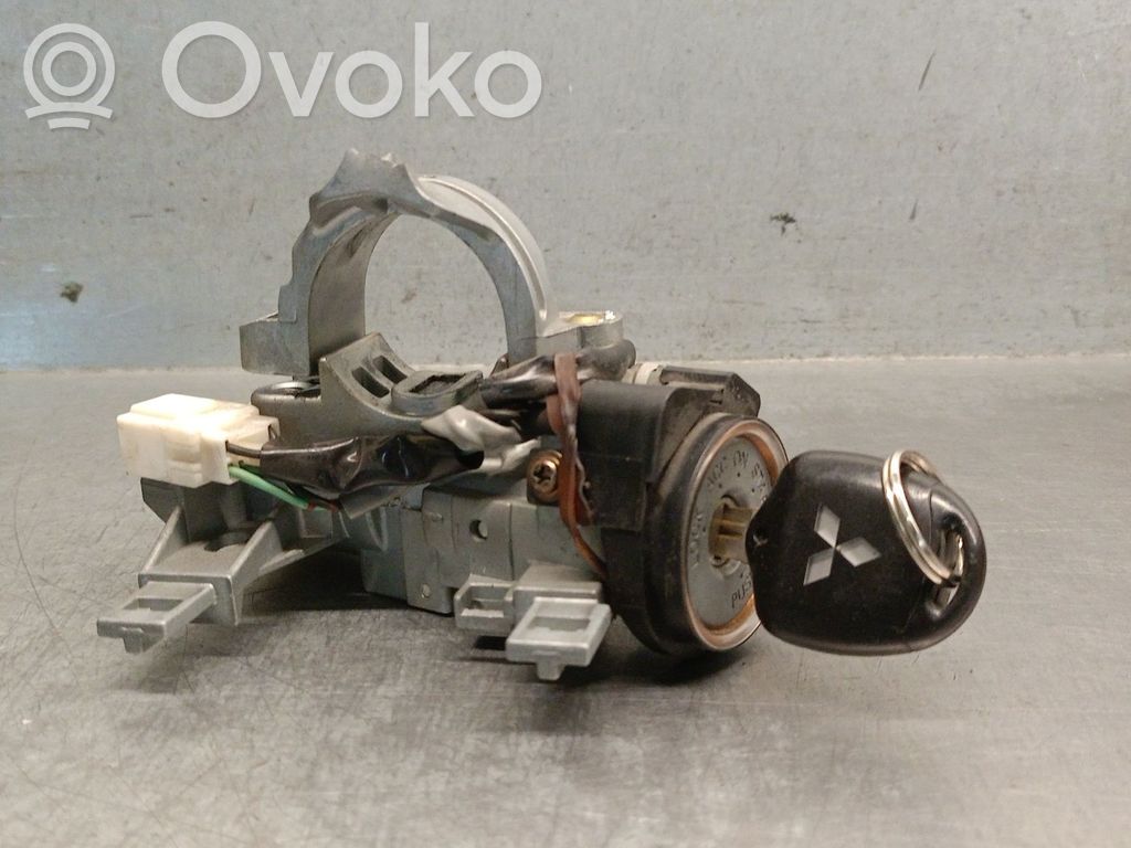 Mitsubishi Grandis Stacyjka