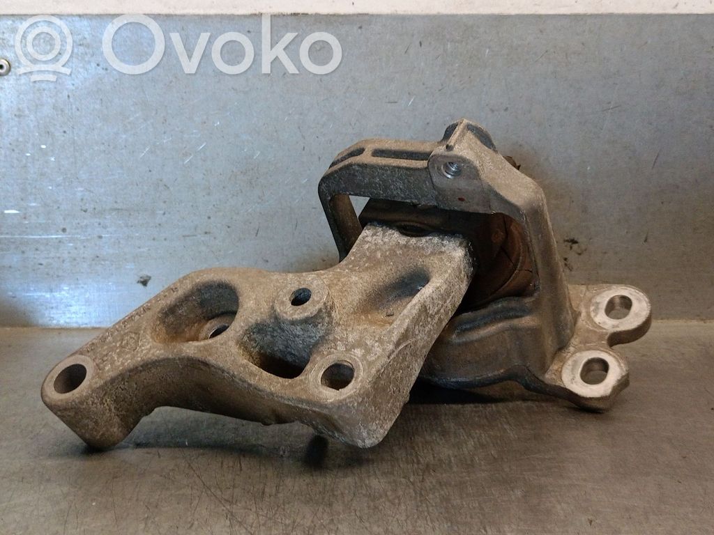 Opel Vivaro Soporte de montaje del motor 