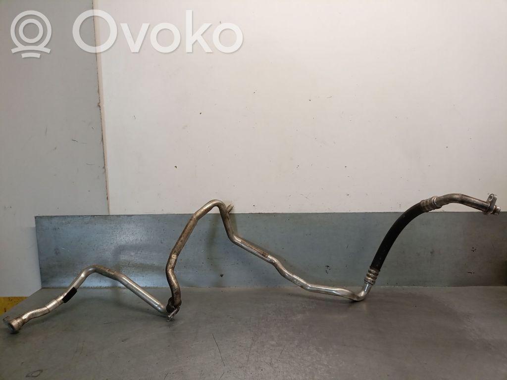 Opel Vivaro Tuyau de climatisation 