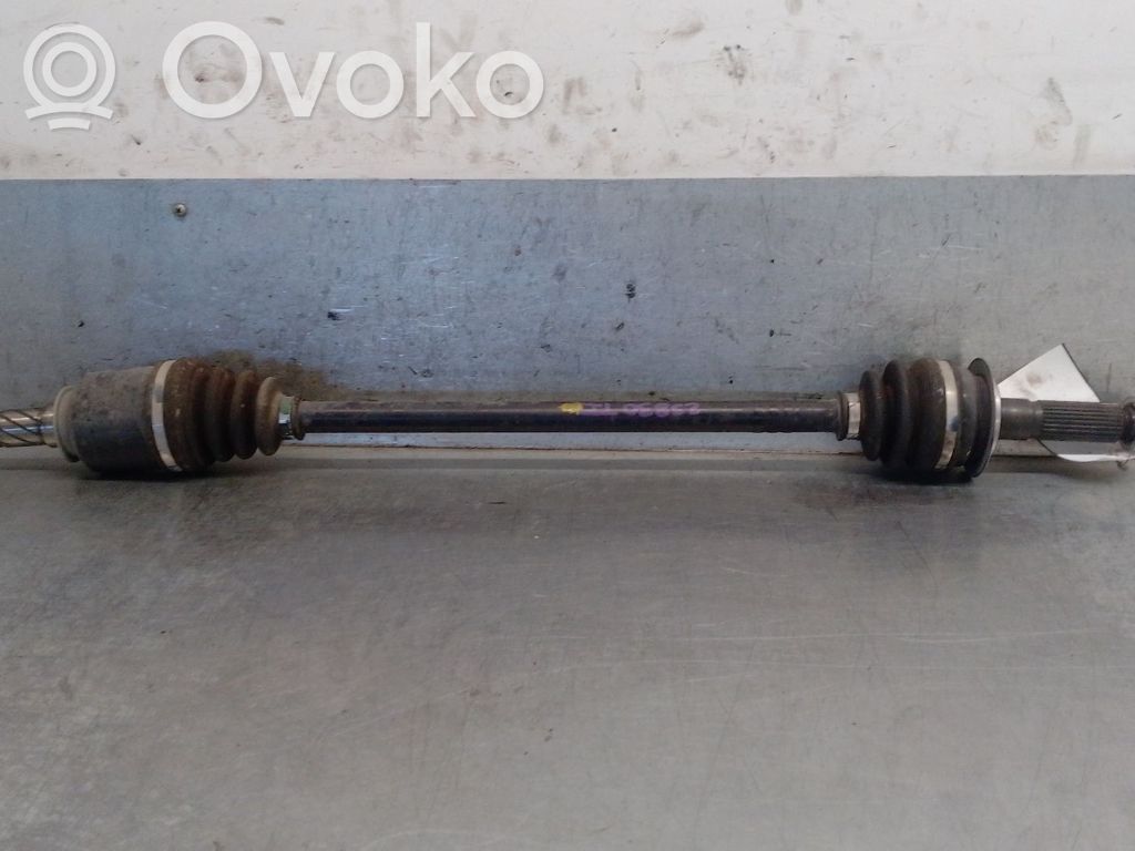 Subaru Levorg Półoś tylna 