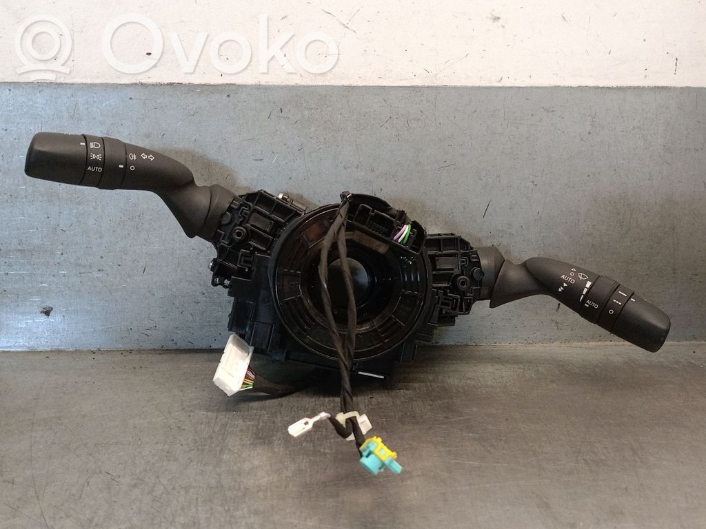 Mazda 2 Interruttore di regolazione dell’illuminazione del quadro
