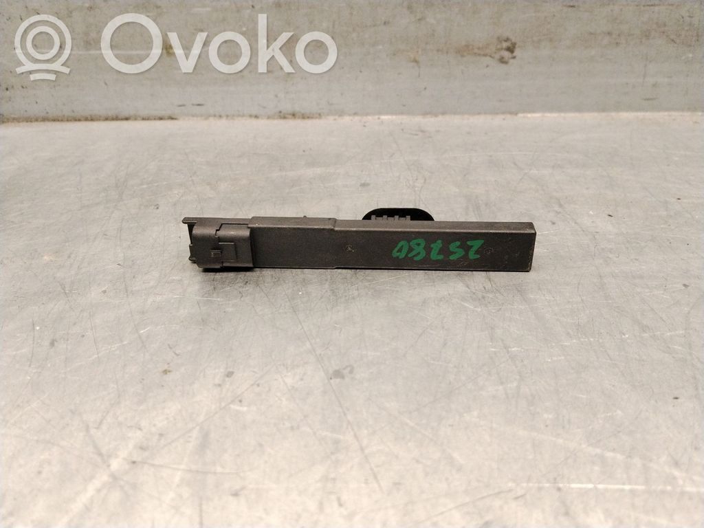 Peugeot 308 Radion antenni 