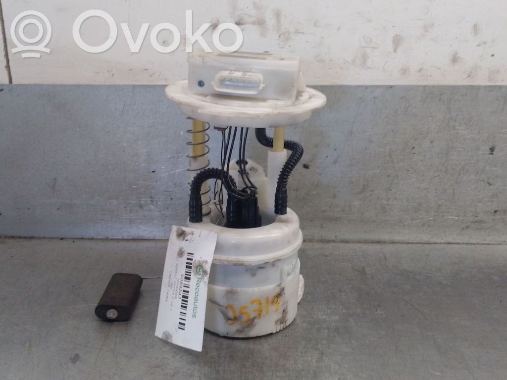 Renault Captur II Bomba interna de combustible 