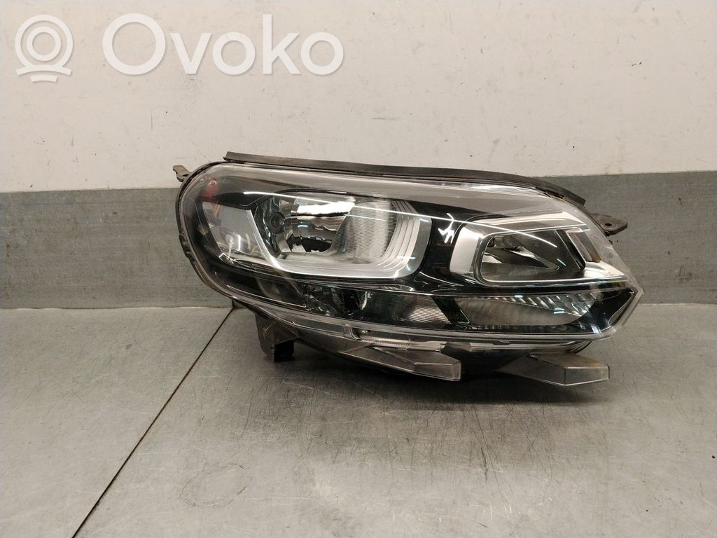Opel Vivaro Priekšējais lukturis 